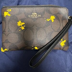 Coach Woodstock wristlet